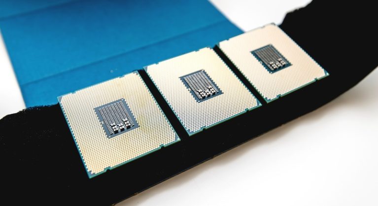 Intel Xeon CPU